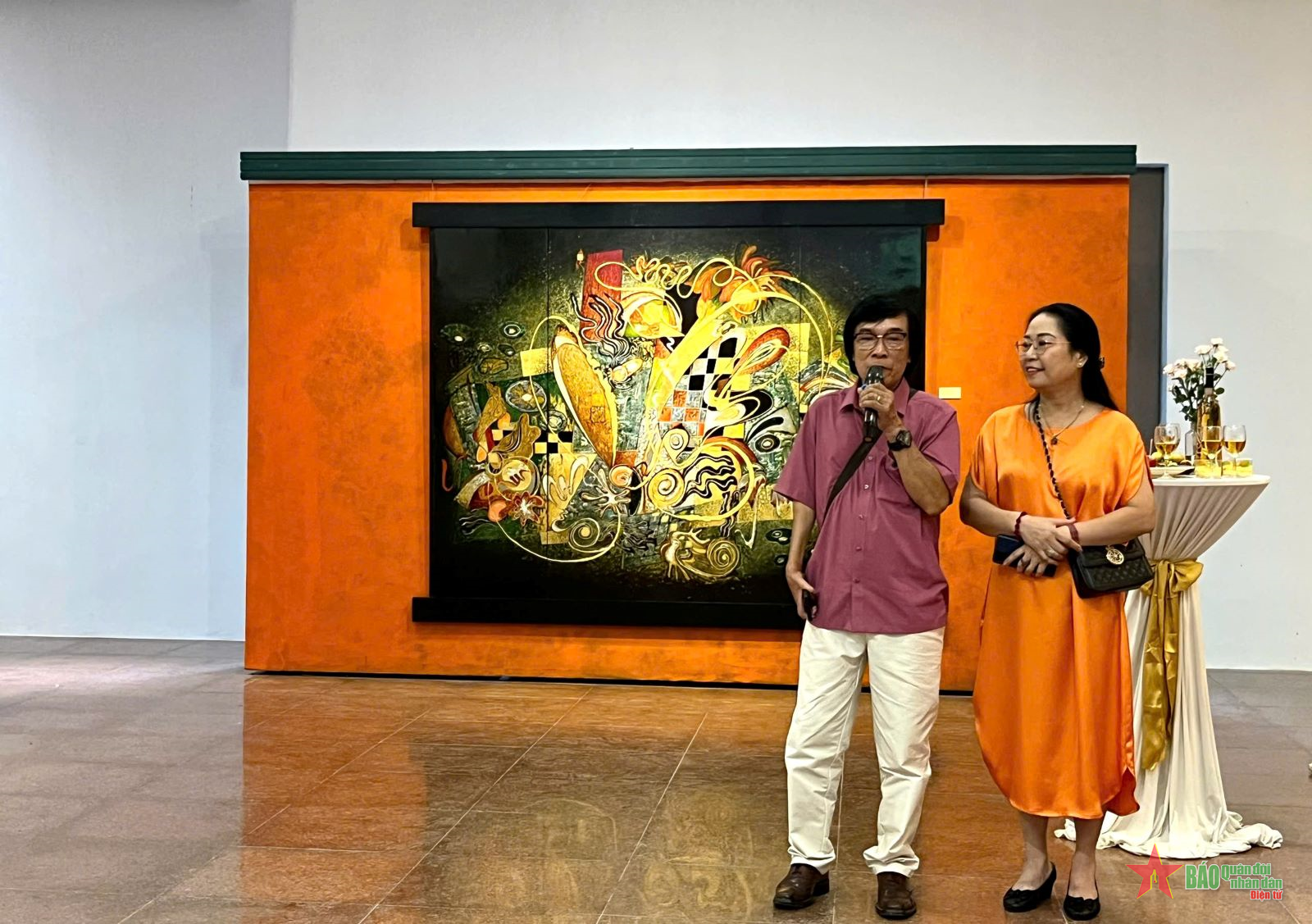 Triển lãm bộ sưu tập tranh sơn mài của họa sĩ Hùng Khuynh